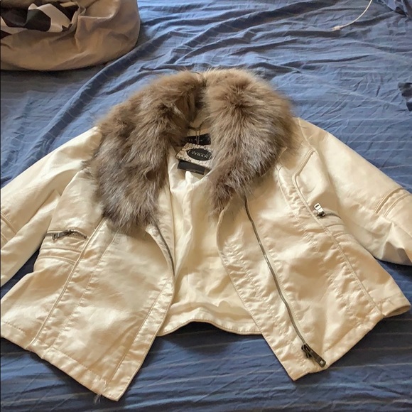 Casual Leather Jacket in New Condition - Picture 1 of 4